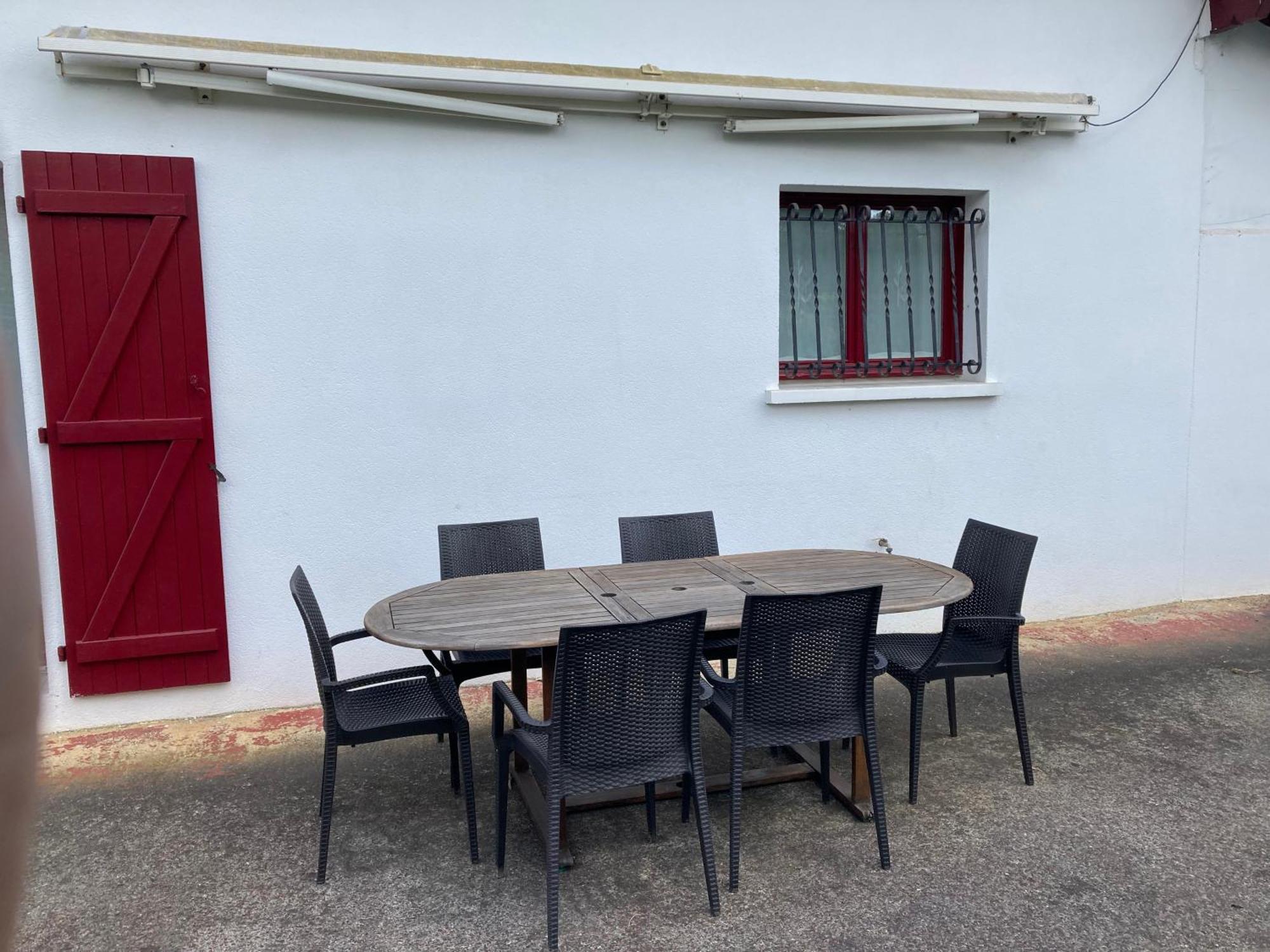 Maison Lore Mendi Elbarron Saint-Pée-sur-Nivelle Exterior photo